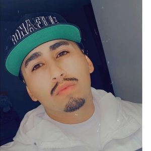 Meet your Posher, Jovanni